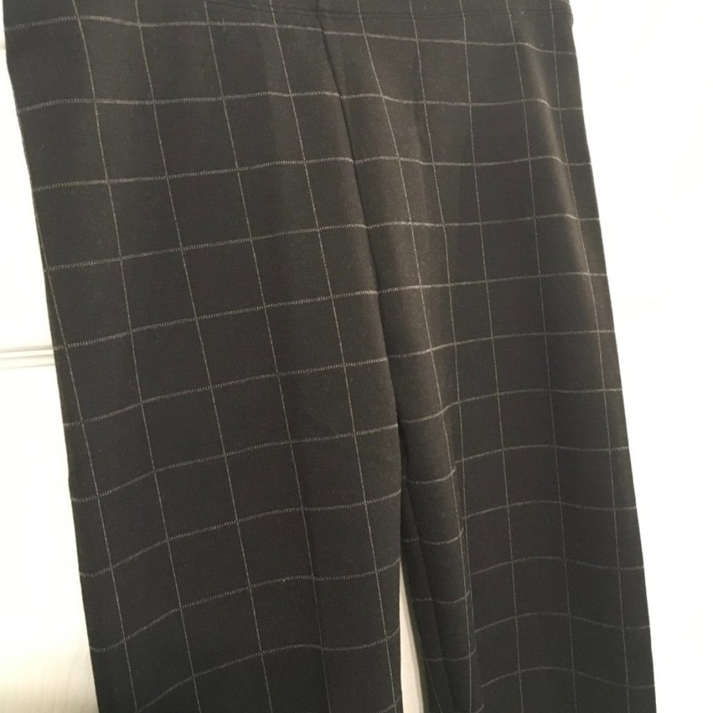 NWOT Ann Taylor LOFT Ponte Leggings Block Plaid - Picture 2 of 7